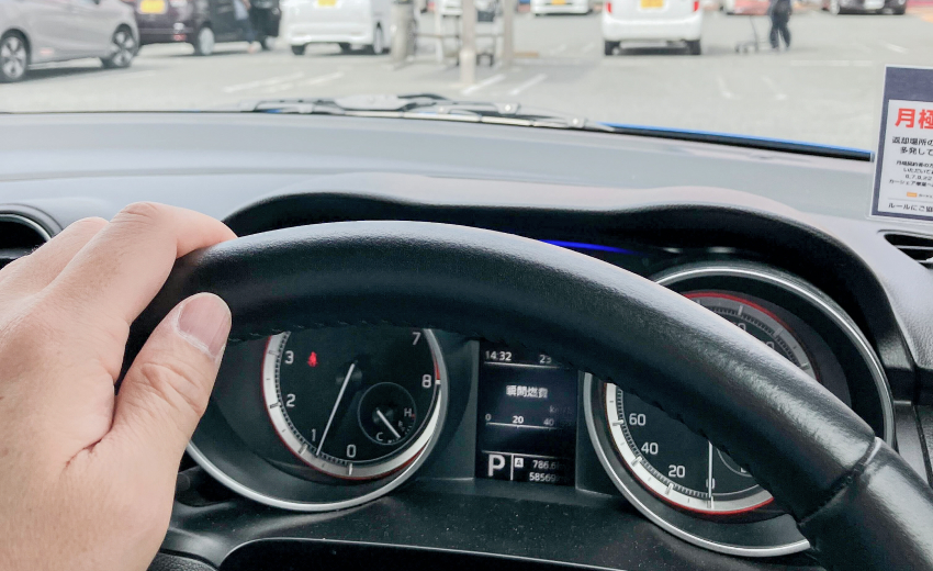 運転する人の写真